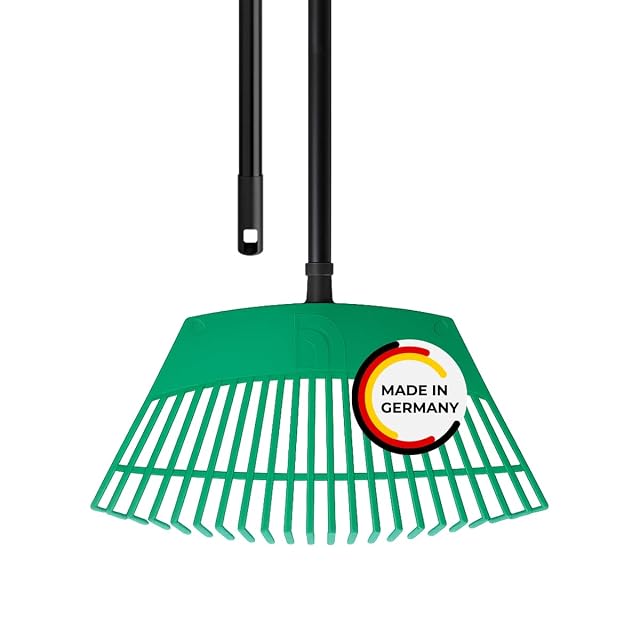 Rastrello a ventaglio verde da foglie con manico nero